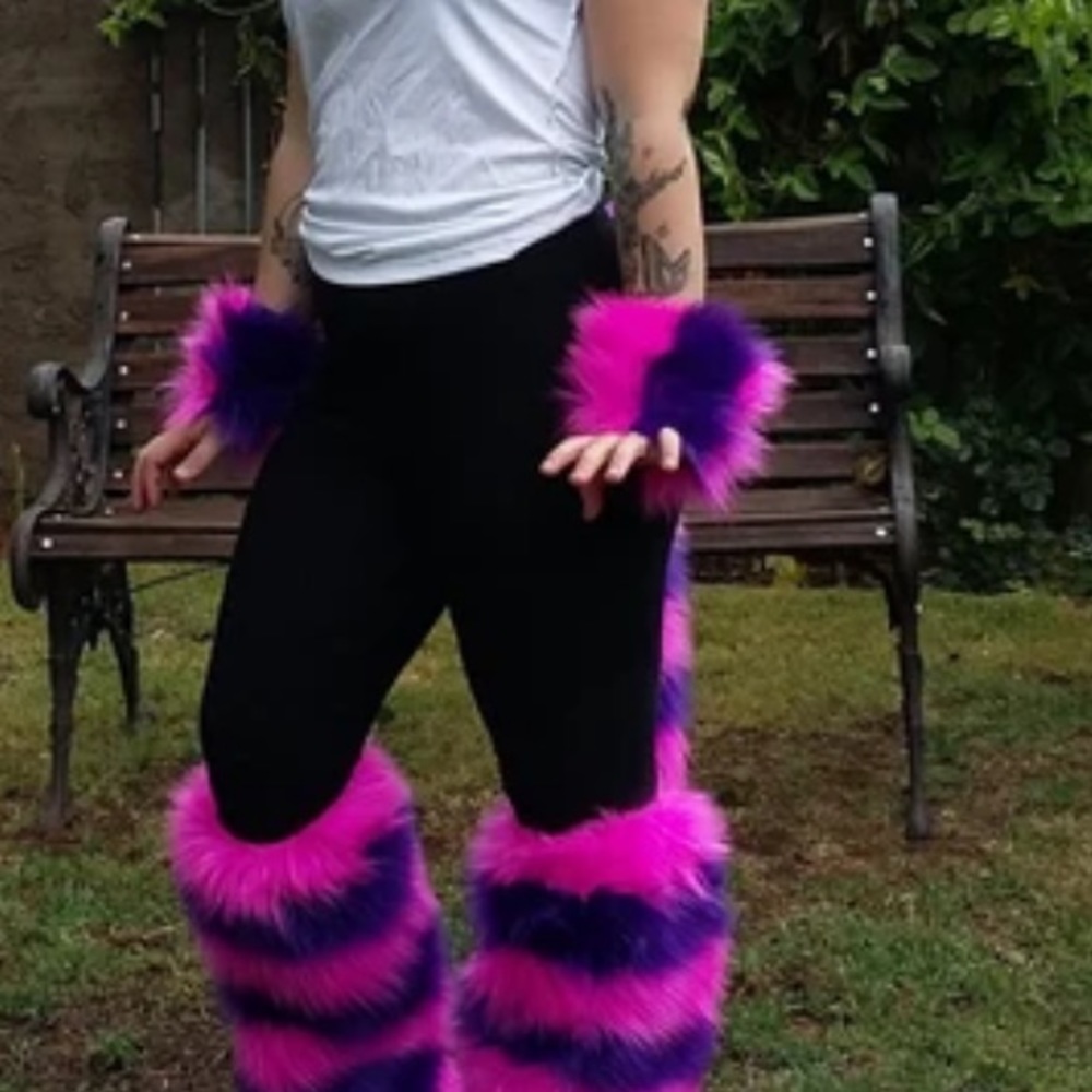 CHESHIRE CAT WRIST CUFFS AND LEG WARMERS (PUT TOGETHER)